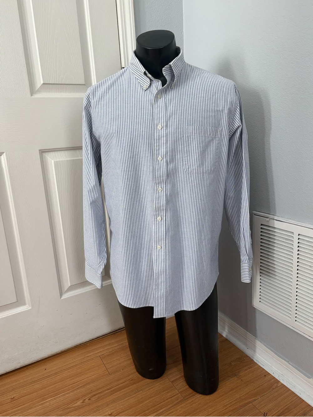 Lands End Men's Blue and White Stripe Button-Down Shirt Size 161/2-34